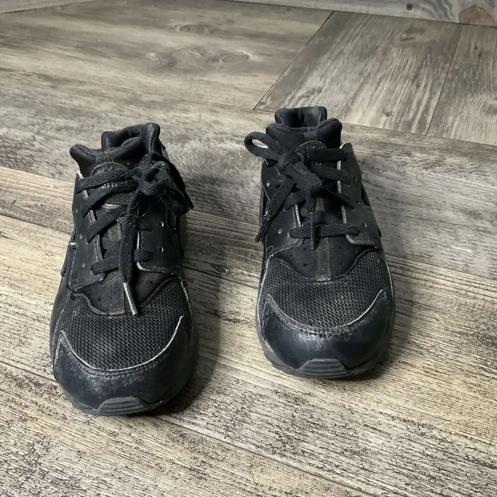 Nike huarache black